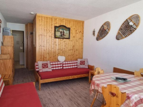 Studio lumineux cabine ski-in/ski-out, 3/4 pers, vue pistes - FR-1-181-2595